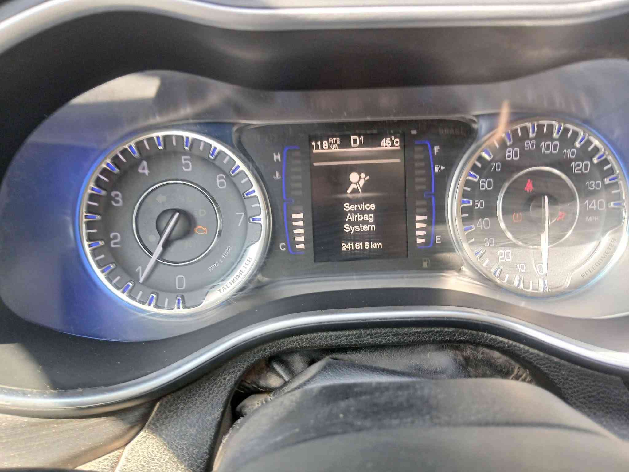 كرايسلر C200 • ٢٠١٥ • رقم ميسان