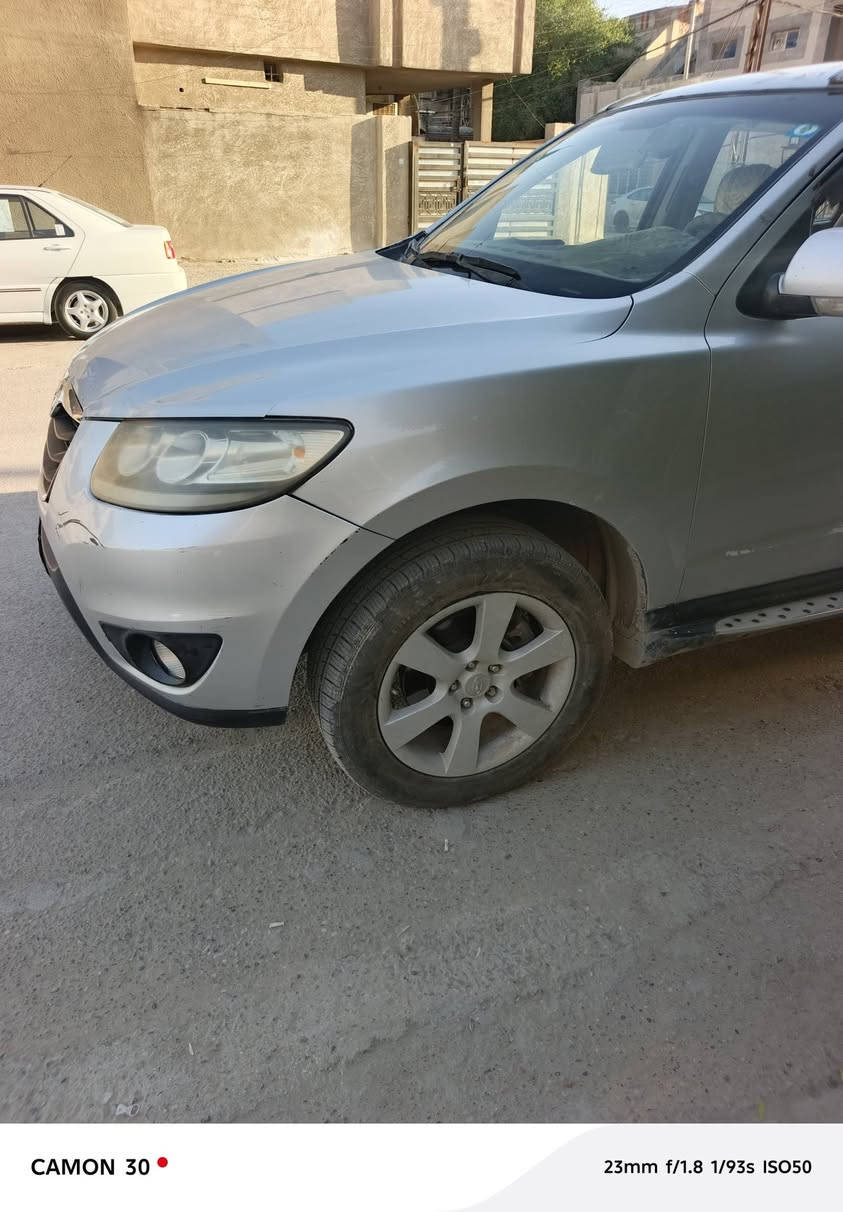 سنتافيا خليجي موديل ٢٠٠٩ ٦سلندر ٢٧٠٠ ؟ ٣قطع تبريد ٧راكب رقم بغداد انكليزي باسمي بيها تبديل جاملغ وباب الصدر ورصعة بداية البنيد السعر ١١٠ وبيها مجال وإذا مراوس نتفاهم ؟؟ ***********بس واتساب واليريد يدخل خاص
