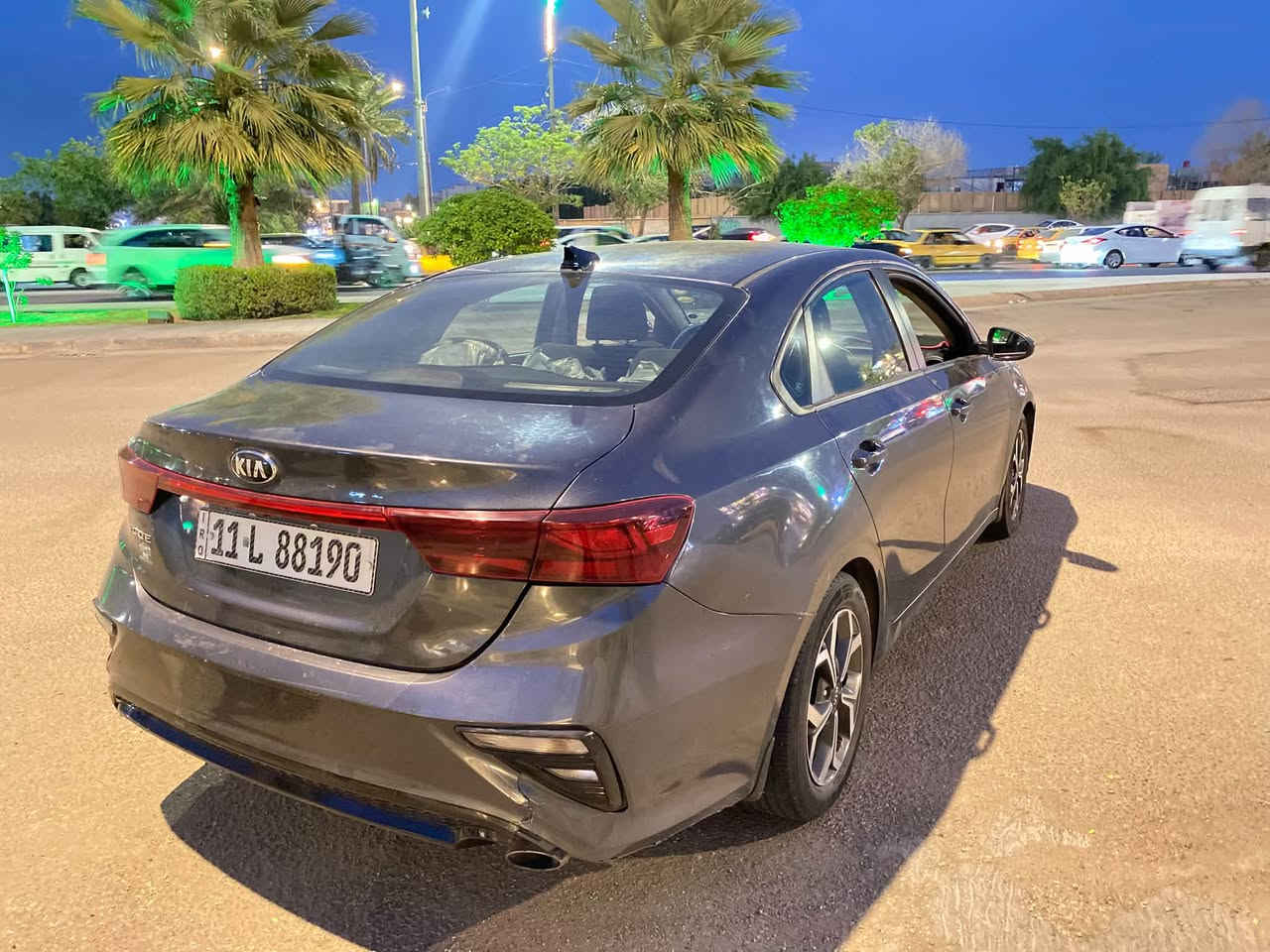 السلام عليكم 
كيه فورتي 2021 بغداد
مكينه 2000
السعر  125
بسمي تحويل ثاني يوم
***********

