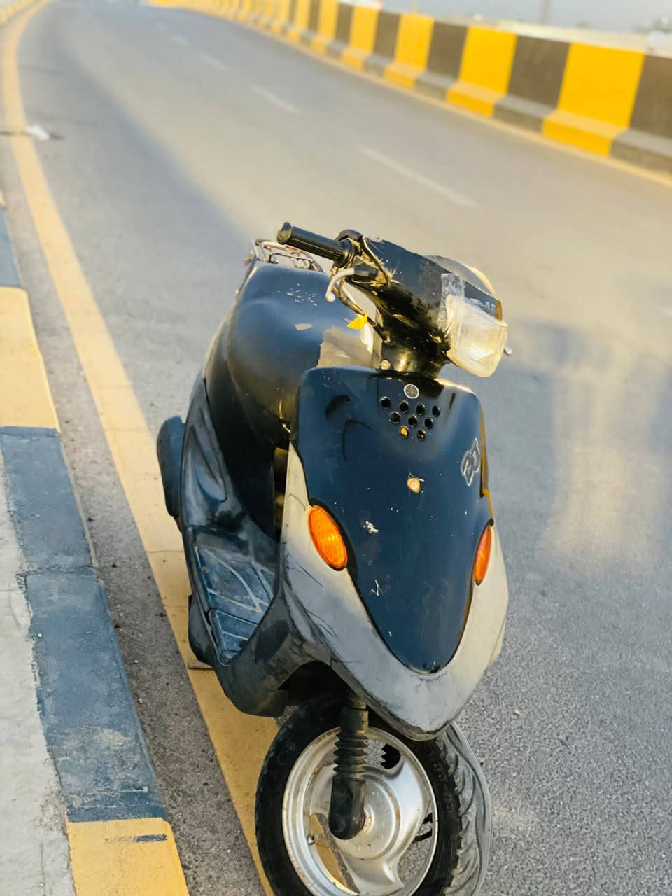 دراجه بيجي لبيع مجفته تجفيت كلش نضيف عداد مال  بانزين وسرعه لايتات هورن شغالات شلعه ومعدل سلف شغال  بس عوزه باتري 
مكاني سماوه تواصل واتساب ***********

