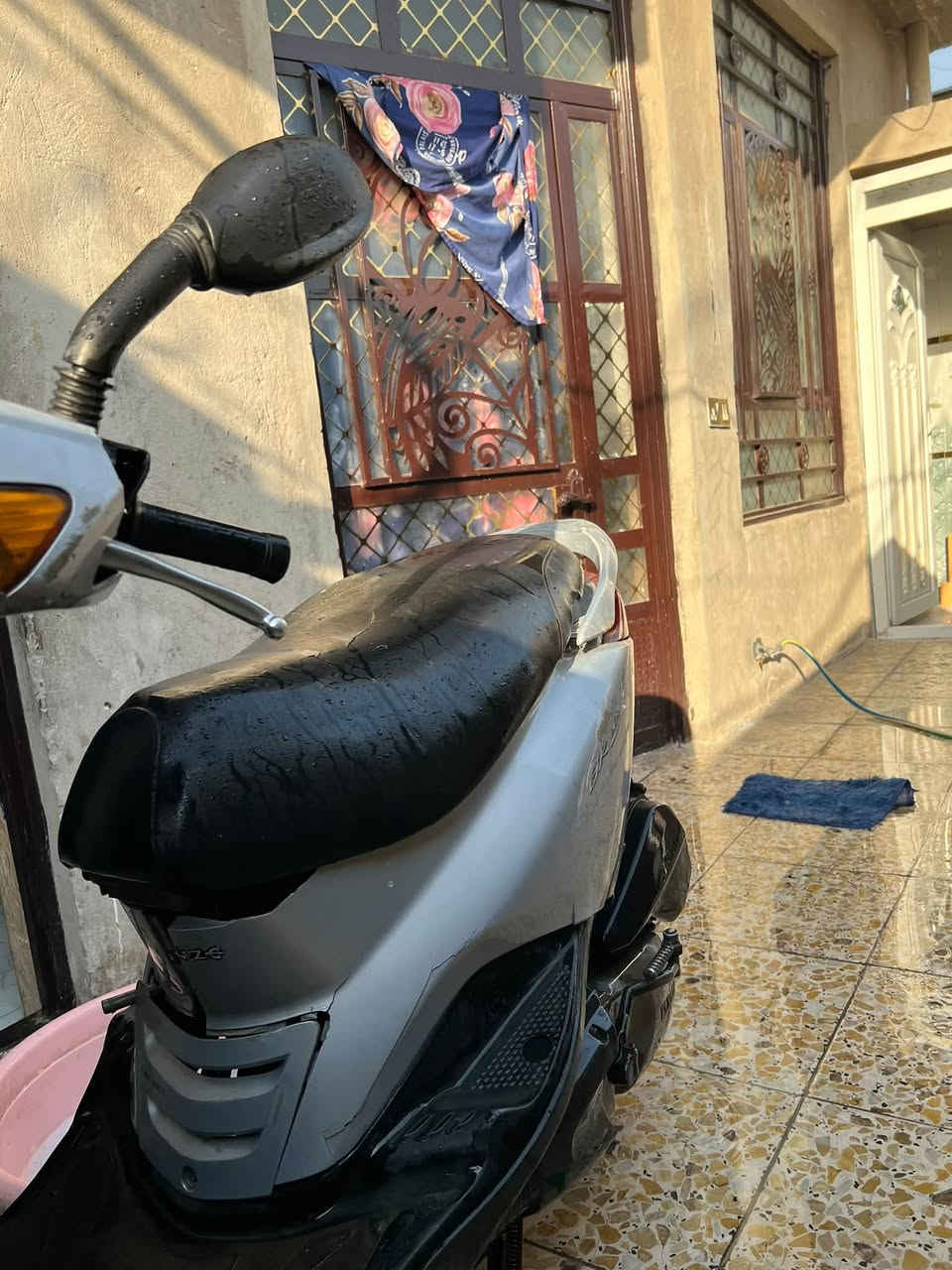 سلام عليكم دراجه بريز للبيع
دراجه حلوه مثل مشوفها بس بيها ضعف بل باتري وكابريتر تجاري  من شتريتها تجاري صارلها سنه بس بانزين ودهن والله المكينه ممفتوحه  كلشي شغل بيها شلعه معدل  دراجه حلوه السعر 450وبيها مجال 
رقم الهاتف :***********المكانً بغداد قريب ع سبع ابكار
