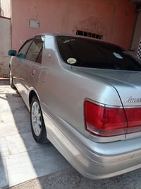 ملكة ٢٠٠١ • مسجلة بصره • دواخل نضيف
