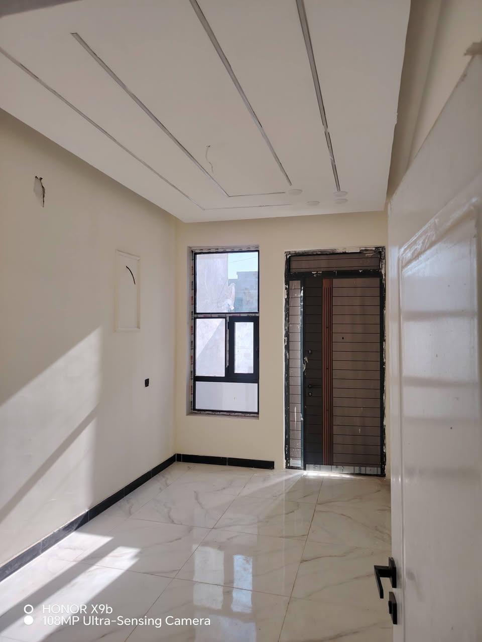 للإيجار • ١٠٠م • ٣غرف