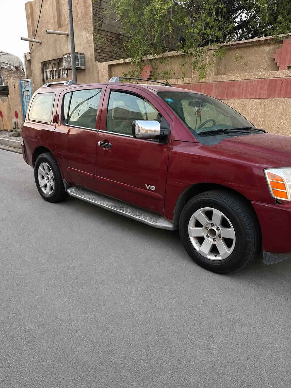 � للبيع نيسان أرمادا V8
🔹 الموديل: Nissan Armada
🔹 المحرك: V8 
🔹 القوة: تقريباً 305 حصان
🔹 اللون: عنابي / ماروني

• SUV عائلي واسع

📞 للاستفسار و باقي المواصفات : الاتصال على الرقم او واتساب ‭ ***********‬

