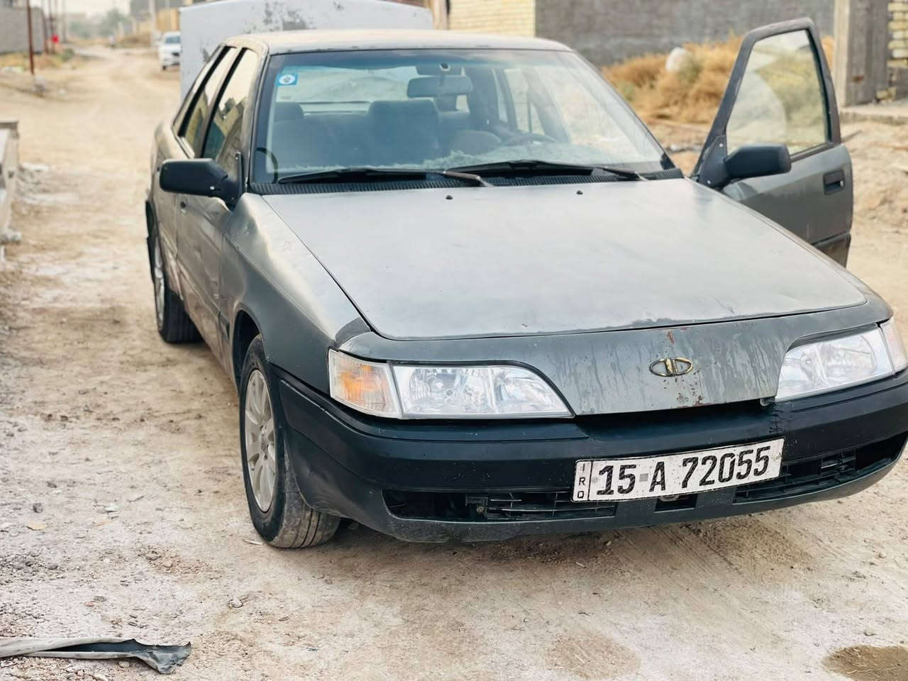 دايو اسبرو
موديل ٩٦
رقم انكليزي باسمي السيارة 
كامله خياسات ودعاميات احلا من الصور 
صدر جديد ودرايمشفتات جديد
كهربائيات جديدة 
مكينه وكير خير من الله 
تخم تاير جديد 
السعر ٢٤ مجال بسيط سيارة جاهزة 
*********** 
مكان السيارة الصقلاوية
