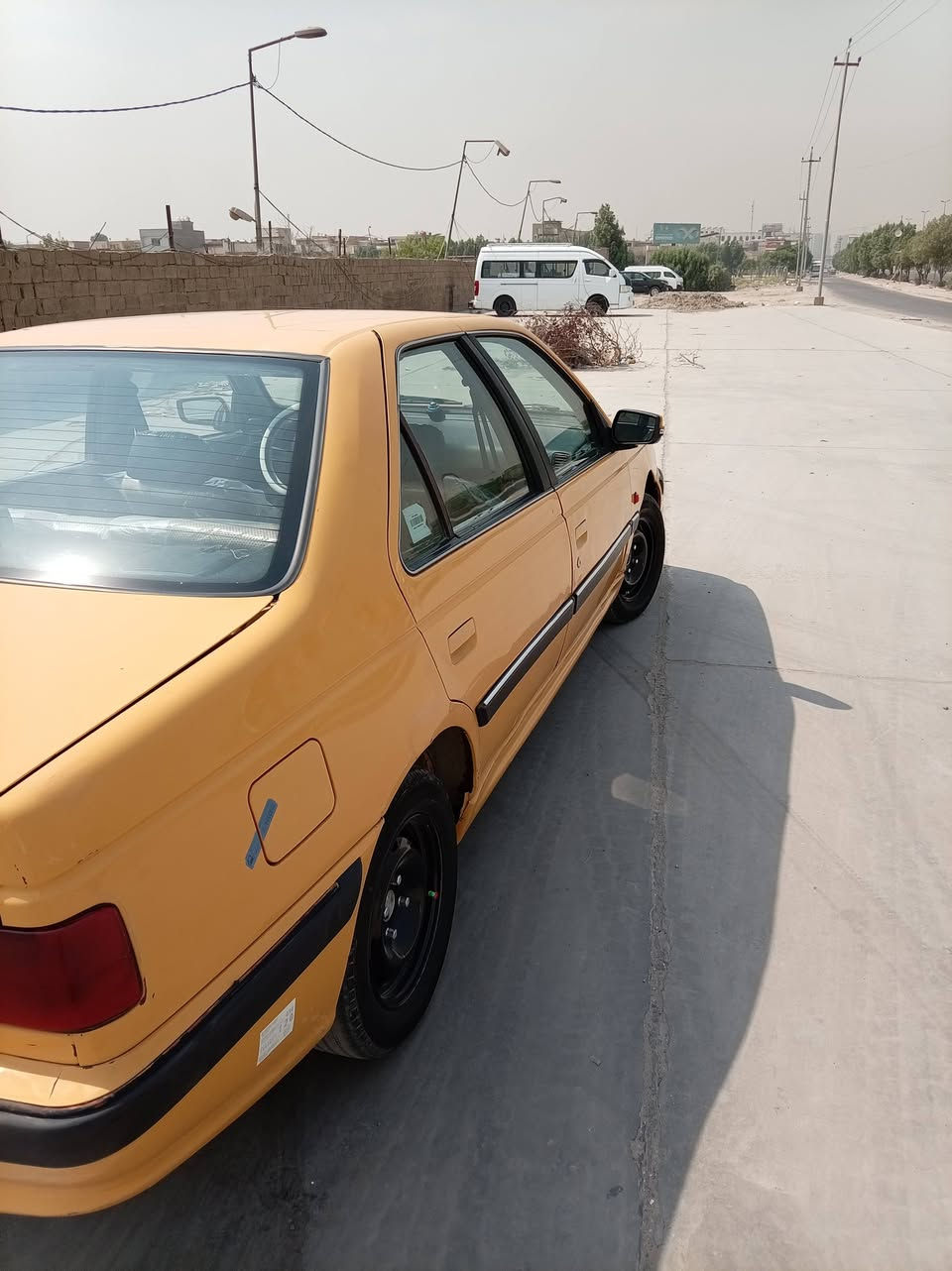 بيجو بارس 15 السعر 35 او بيه مجال حك الجيه السياره كفاله عده الهلالات امعمره مكينه كير حداديه كله جديد السياره بسم مره اتريد تحويل امصفره هيئه او غرامات مكاني بغداد الدوره رقمي ***********
