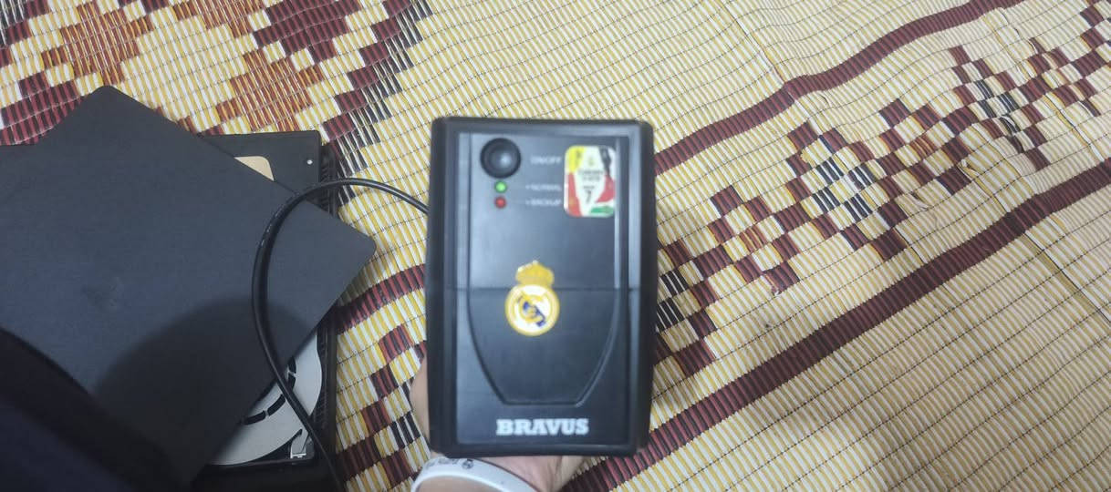 السلام عليكم بلي ٤ مهكر للبيع فول نضافه ويا الكرتون بجيس بعده برغي وماملعوب بي ويا يوبس ويده وحده سعر ب٢٩٠ ربع ما ينزل قفل نهائي توصيل كل محافظات 78938968920 واتساب أو ماسنجر تواصل اوتلي

