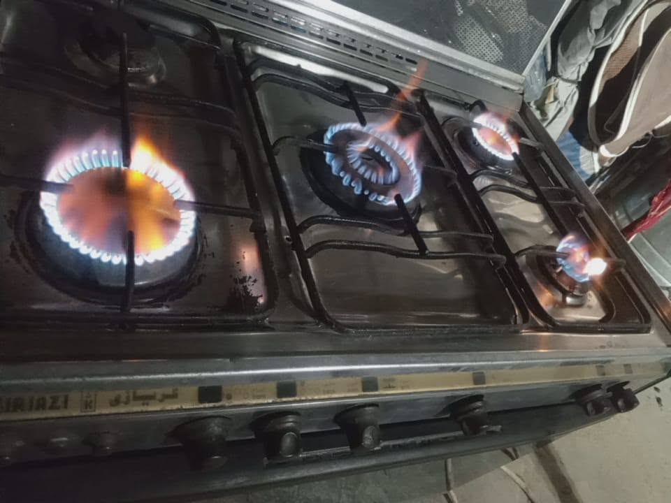 🔥 طباخ للبيع 🔥
طباخ شغال بالكامل ✅
🔥 العيون شغالة
🔥 الفرن شغال
✨ مابي أي ضرر
✅ شرط الفحص
📍 المكان: الناصرية يم مستشفى التركي 
📞 *********** اكو توصيل 💕
