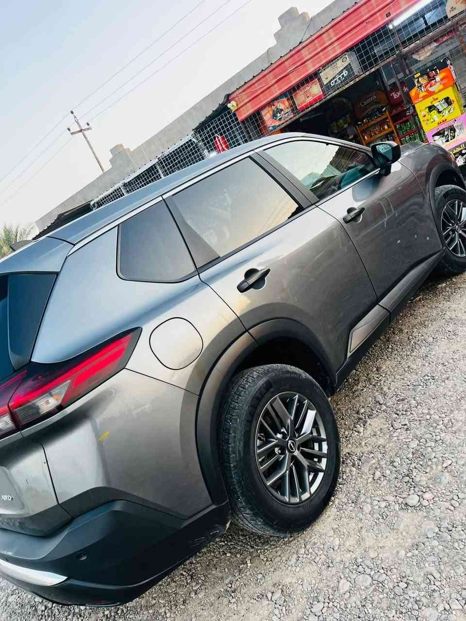 السلام عليكم
م/نيسان روج إس (Nissan Rogue S) موديل 2023

.مواصفات السيارةالماركة
الفئة (Trim): S (الفئة القياسية)

نوع المحرك: 3 أسطوانات، سعة 1.5 لتر تيربو (ضغط متغير - VC-Turbo)

نوع الهيكل: سيارة رياضية متعددة الاستخدامات (SUV)

بلد التجميع: الولايات المتحدة الأمريكية (مصنع سميرنا، ولاية تينيسي)

رقم الشاصي 5N1BT3AB6PC78064
السياره 3 قطع ضرر
بعدها مامسجله
للاستفسار
السعر 160 $ قابل للتفاوض مجال قليل
بيع او مراوس

***********
***********
