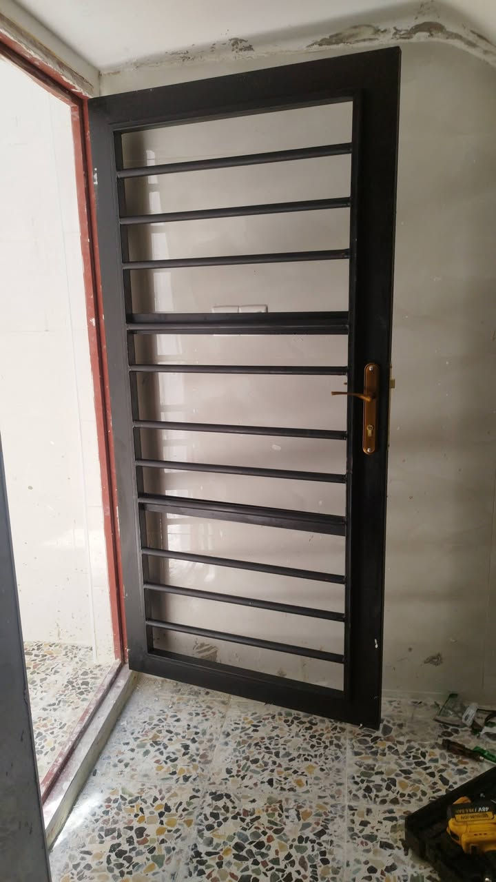 حدادة الزعفرانية 
***********
