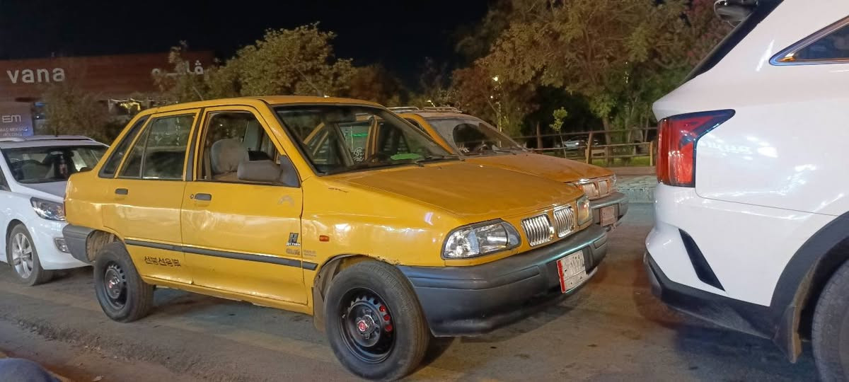 تفاصيل داخل الصوره

نص مكتوب في الصور:
- سايبه مديل 11 محرك بي اثر دخان كير شرط طخم امامي خلفي كلو جديد السياره ماتصرف عليها ربع طخم تايه جديد باتري جديد وايرمنيه كلها شغاله داخل نضيف قفل مركزي بيها جاملغ امامي فقط تعبان السياره بيها كابون ماستر بس صاحبها ماينطي شرط الوكاله ولتحويل عليها هيئه 550 الف عل مشتري وغرامات صفر السنويه بعد ماصاقطه السعر قفل 16 ورقه مكاني حي القاهره ***********