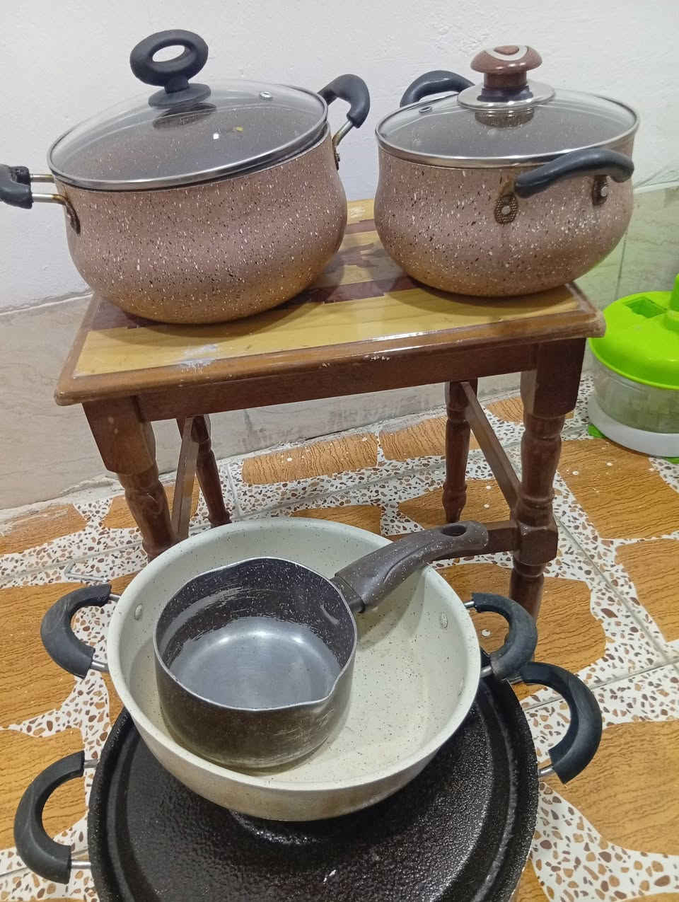 كرسي • للبيع • واتس