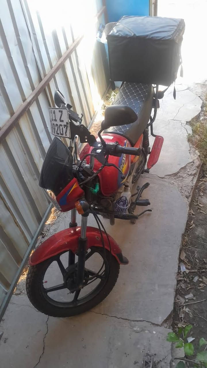 للبيع دراجه بوكسر موديل 19 رقم وسنويه الدراجه جاهزه من كلشي  السعر مليون وربع رقم صاحب الدراجه ***********
