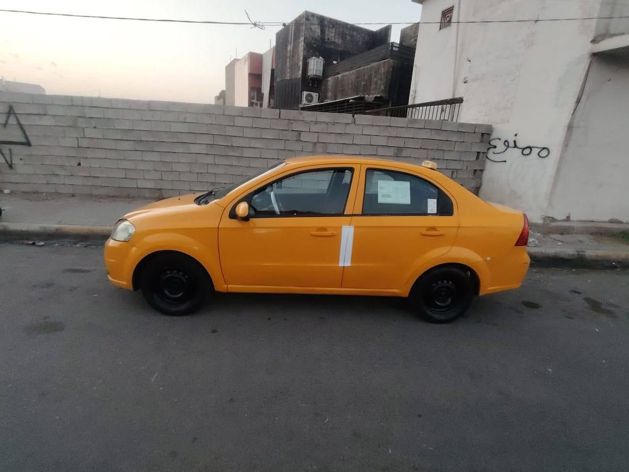 افيو ٢٠٠٨ • محرك گير شرط • مبدل بدون دواخل