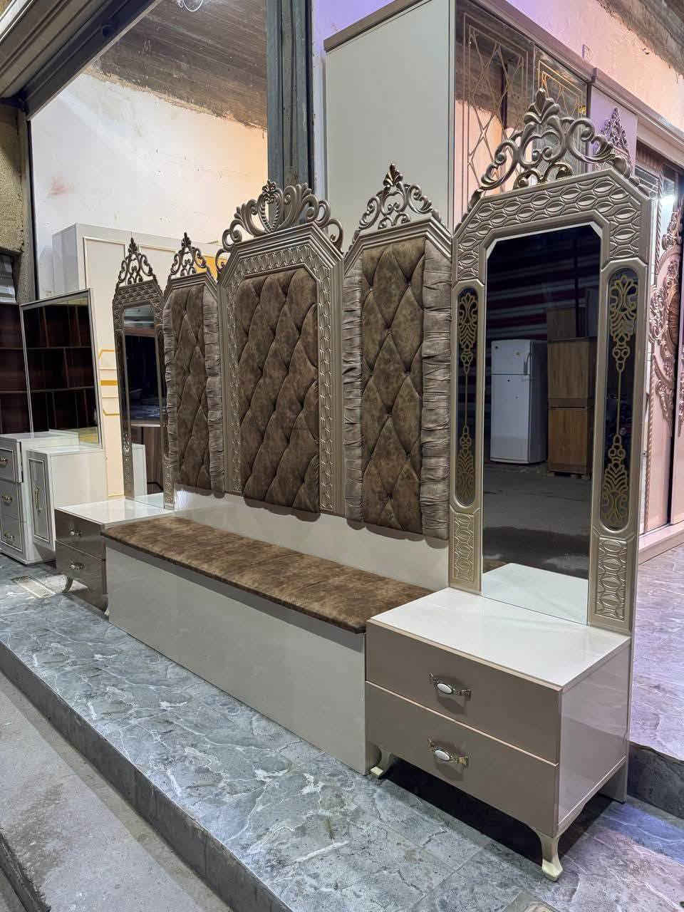 🛏️ *غرفة تركية مستخدمة 10 قطع* 🛏️

✨ المواصفات:
🔹 سرير عادي 
🔹 نضافة 90% ✨
🔹 صبغ حراري اصلي 🔥
🔹 ماركة قماش ووتر بروف 💧

💰 *السعر مليون دينار* 💰

🚚 شد ونقل مجاني داخل بغداد 🎉
🚛 المحافظات اجور نقل فقط

📍 معرض @نوار السيد
