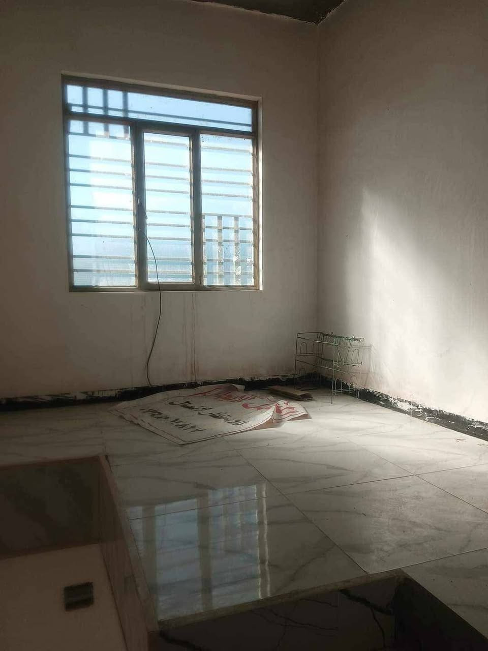 ارسل رقم 1 يجيك السعر 

البيع مشتمل الموقع حي الدوانم خلف جامع الحمزه
يحتوي ع غرفه واستقبال وحمامات 
طابق واحد 
المساحه 70 متر 
السعر 30مليون بي مجال بسيط 
ملاحضه يرهم مقدمه باقي اقساط حسب الاتفاق 

الاتصال

***********

عنوان المكتب الجديد مجاور سبلاش 

لأي استفسار عن اسعار العقارات المعروضة
راسلونا على الواتس اب و سيتم الرد فوراً على الجميع.
