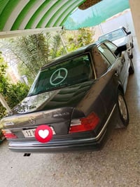 مرسيدس دب • ١٩٩٠ • رقم بغداد