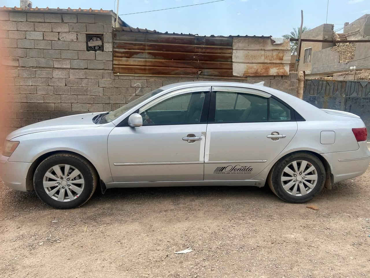 سوناته موديل 9 محرك 240فول نضافه رقم بغداد بسمي تحويل ثاني يوم سياره مصبوغه حزام  بيه باب مبدل ومصبوغ السونار يمكم موضح سياره نضيفه مكانه بغداد ابو غريب ال شراي هلا بي الي مو شراي لا يتعبني وتعبه *********** وتساب فقط السياره معروضه ب 87بيه مجال للشراي
