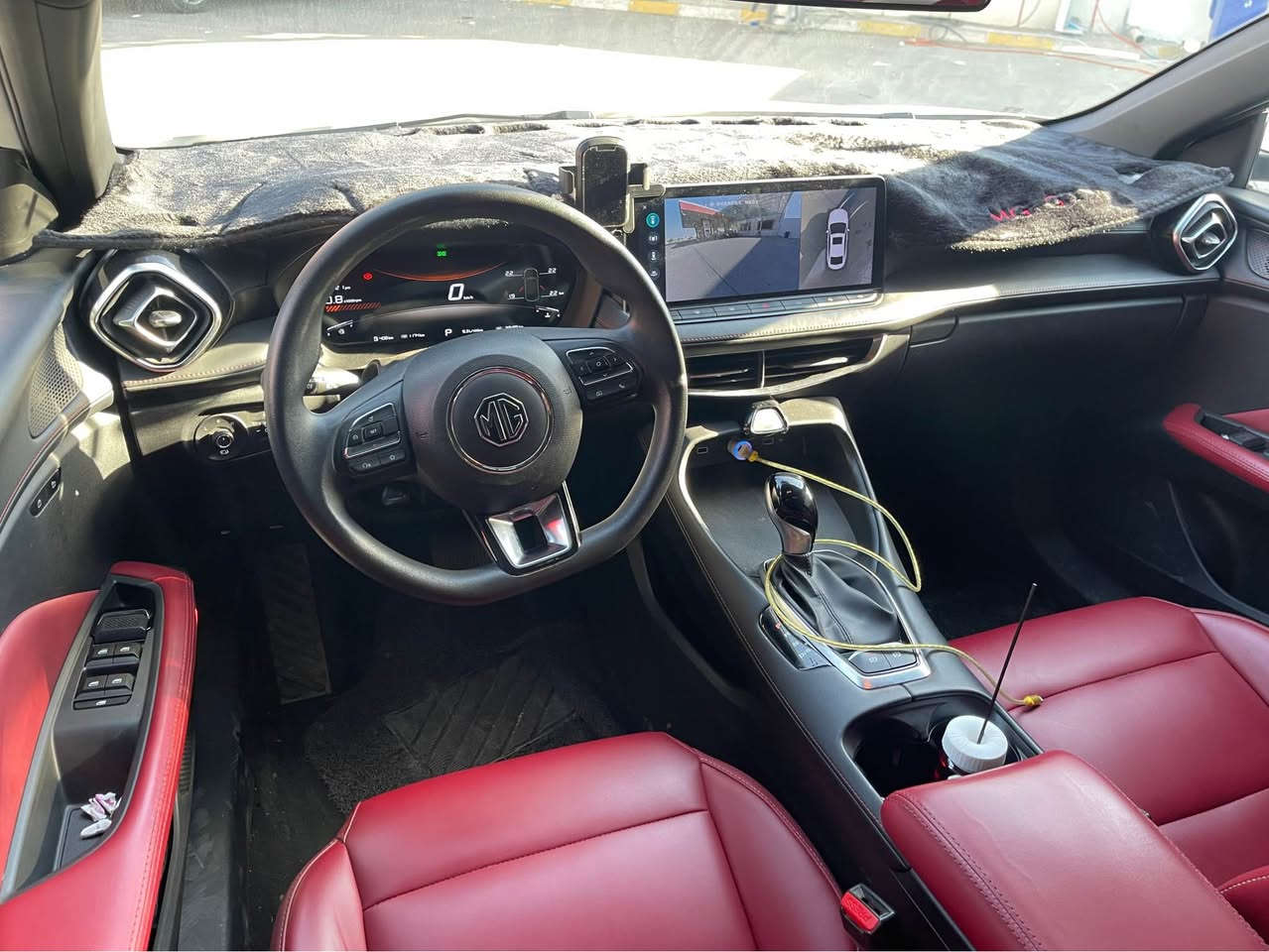 🚗 للبيع: أم جي MG GT 2025
📍 مكان السيارة: كركوك 
📞 للتواصل: ***********

🛠️ المحرك: 4 سلندر – 1500cc تنفس طبيعي 
السعر ::125وبيها مجال 
ماشيه : 35 الف
⚠️ حالة السيارة:
•سياره كفاله عامه من دعاميه للدعاميه بدون صبغ بدون تعديل بدون اي شي سياره كلش نظيفه وفول مواصفاات 
اعلى فئه بالمواصفات 
•
• 
⚙️ المواصفات:
• محرك: 1500cc طبيعي اقتصادي وعزم قوي
• كير أوتوماتيك 8 نمر دبل كلتش
• شاشة كبيرة + نظام Apple CarPlay و Android Auto
• 4 كاميرات خلفية وحساسات
•كاميرا 360 دواره
•هاندبريك بصمه 
• تشغيل بصمة وستارت
• تحكمات ستيرن
• مقاعد مخمل
•داخل احمر لونين
• إنارة LED أمامية وخلفية
• تبريد قطعتين
• كروز مثبت سرعة
• وسائد هوائية وأنظمة أمان ABS / ESP
• داخلية مرتبة جداً كركوك, العراق
