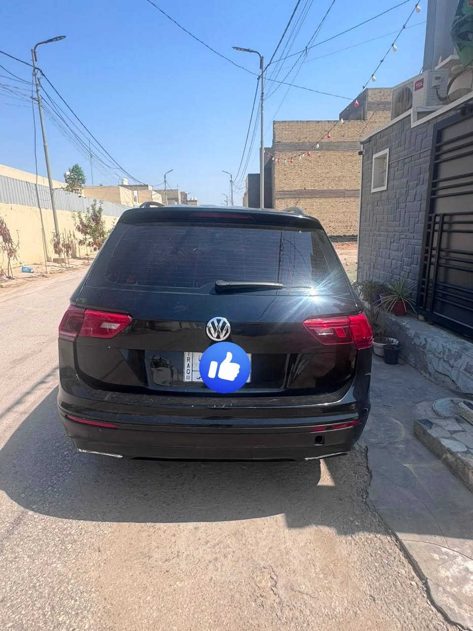 سلام عليكم
فولكس واكن  تيكوان
محرك 2000 تيربو 
الموديل 2019
 الرقم  بغداد 
صبغ عام بسبب تخريب 
كير ومكينة وحدادية وتبريد كله جديد 
السعر 110 $ بيها مجال قليل
للاتصال ***********
