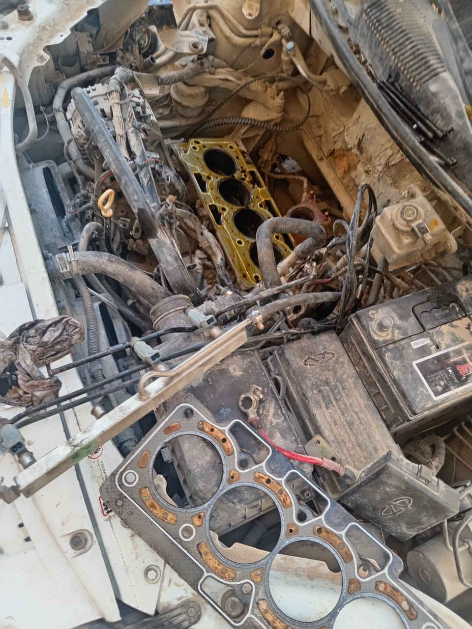 السلام عليكم من أعمالنا تبديل ولفات لسيارة شيري A3 بسبب تلف قايش تايمن مع تبديل قايش و جميع الرولات
الفني ابو مهيمن ***********
