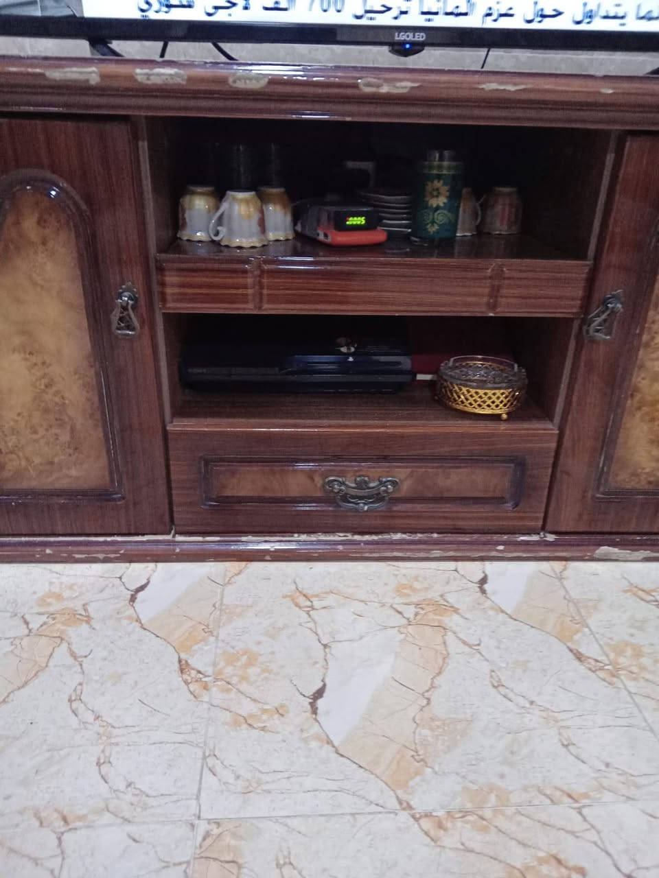 اكو اخشاب للبيع والاستفسار من صاحب الرقم ***********

نص مكتوب في الصور:
- كما يتداول حول عزم ألمانيا ترحيل 700 لاجئ سوري