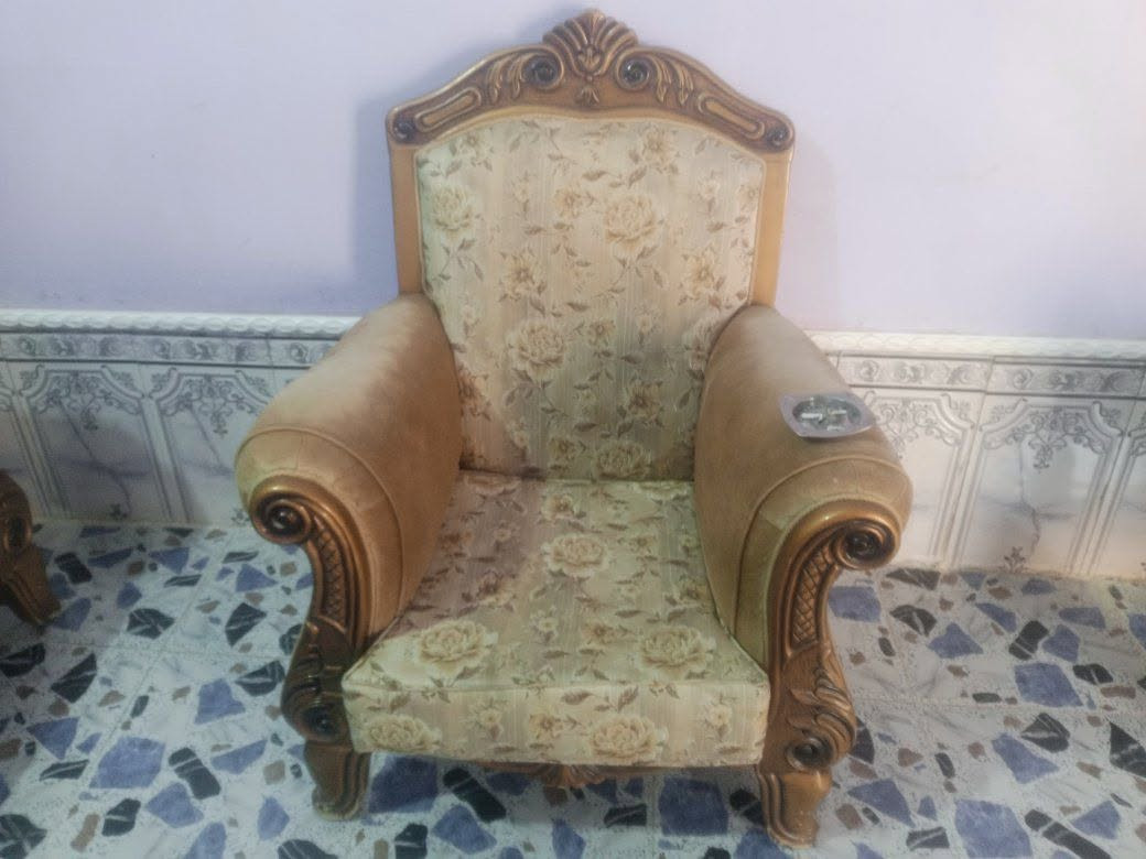 مرحبا تخم زان ملكي منظومة نت وبوري 6متر مرجوحه عش العصفور ماطور مي للبيع ***********

نص مكتوب في الصور:
- Shot on AWESOME A70