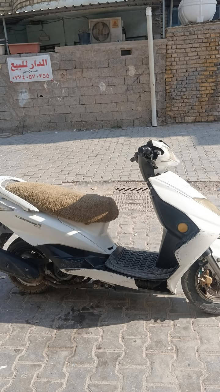 سكنس للبيع مكينه مال بريز بيهه مكينه ما مفتوحه شلعه ومعدل بس كابريتر تعبانه  مكان الشعله ***********  سعر 325
