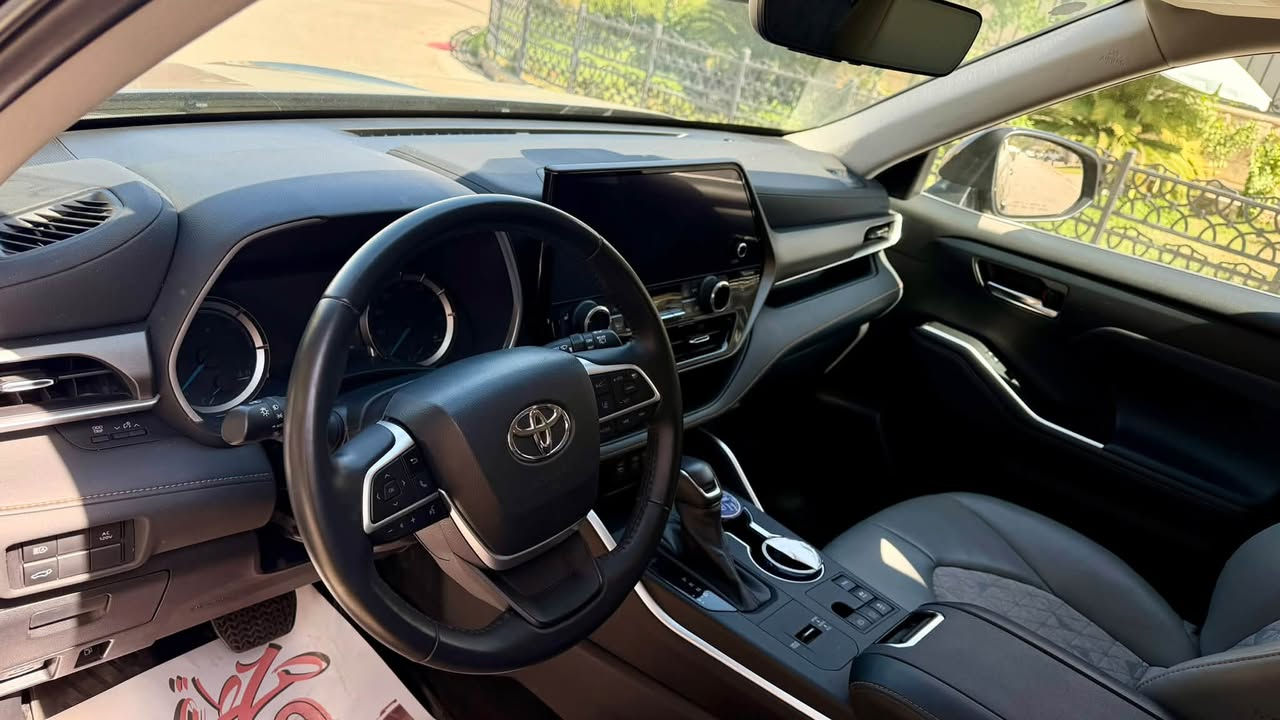 السلام عليكم
هايلندر 

Toyota Highlander
2023
كلين تايتل
هايبرد
26.000km
XLE
تحويل مباشر بأسمي 
عنوان السيارة بغداد الجادرية 
اي استفسار ***********
السعر / 34000$
