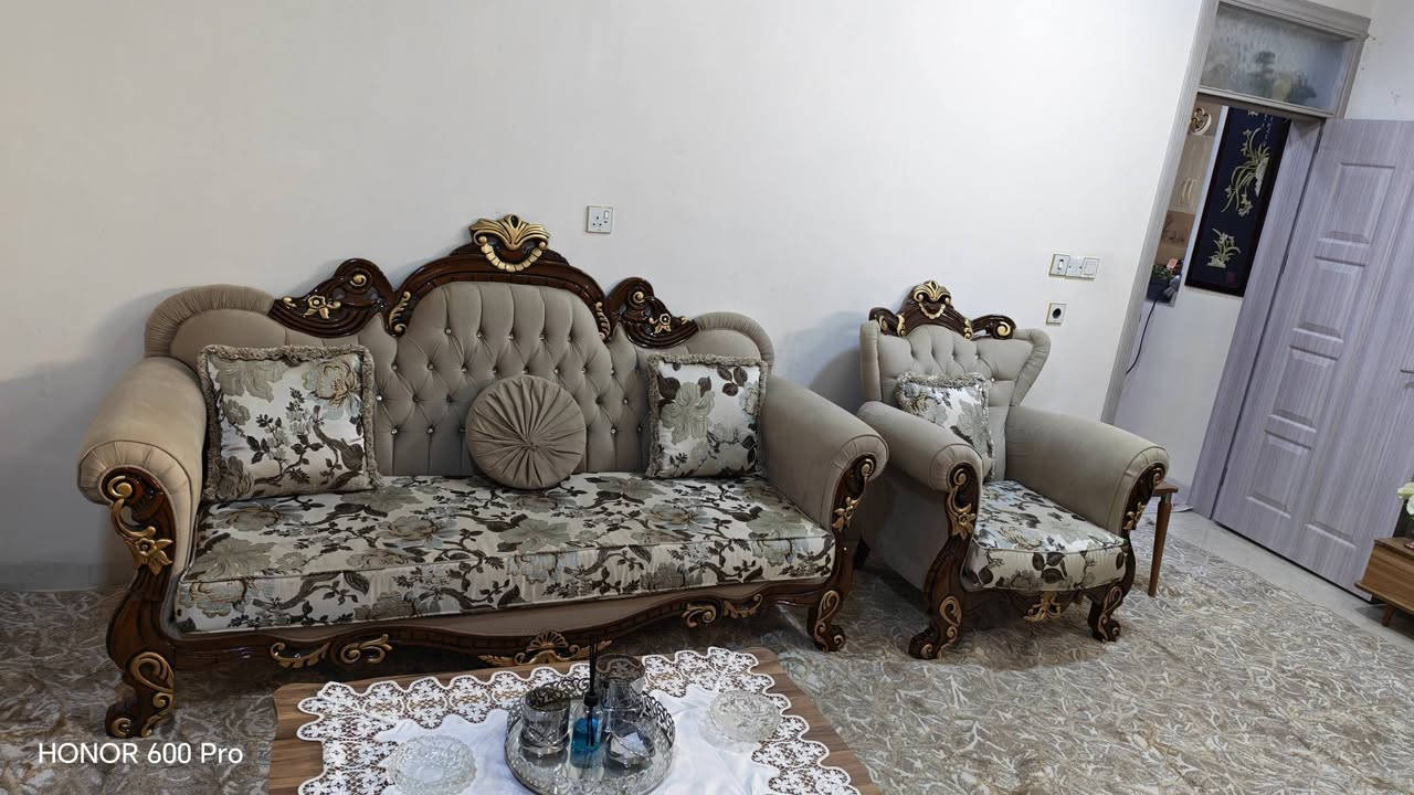 كنب رئاسي • نظيف جدا