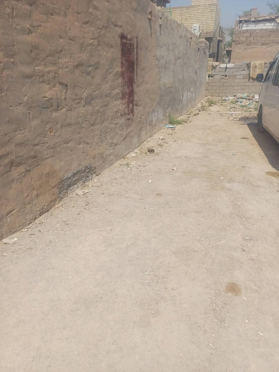 نصف قطعت ارض للبيع بحي الرسول للاستفسار التصال علا الرقم***********
