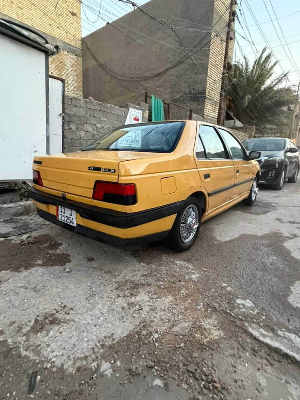 السلام عليكم سياره بيجو 405 للبيع مديل 2010هزه جديده ارقم جدد بسمي تحويل ثاني يوم تبريد ثلج حداديه حلوه سياره جاهزه لشارع مكان سياره بغداد البلديات سعر 24 للستفسار اكثر *********** غير متواجد عل فيس
