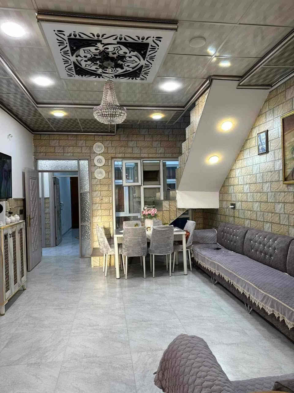 🏡دار  للبيع  التعليم العالي جمعية تربيه رابعه 
💎على شارع بعرض /15/متر موقع مميز جدأ
🏠 المواصفات: 2غرف نوم هول ستقبال مطبخ صحيات 
📐 المساحة: 150م² واجهة7/5
🏢 الطابق بناء فول  ملاحضه دار مطلوب الجمعية 21 مليون طلب ينزل من سعر كلي 💵
☀️ الاتجاه: غروب 
📜 الملكية: وصل جمعية تربيه 
⭐ فرصة مميزة للسكن 

📞 للاستفسار والتواصل المباشر:
مكتب عين الوطن  للعقارات 
📱***********
📱***********

🔑 سايدين التعليم العالي مكتب عين الوطن
