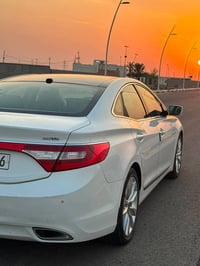 ازيرا ٢٠١٤ • ٦ سلندر • ١٥٧ الف كم