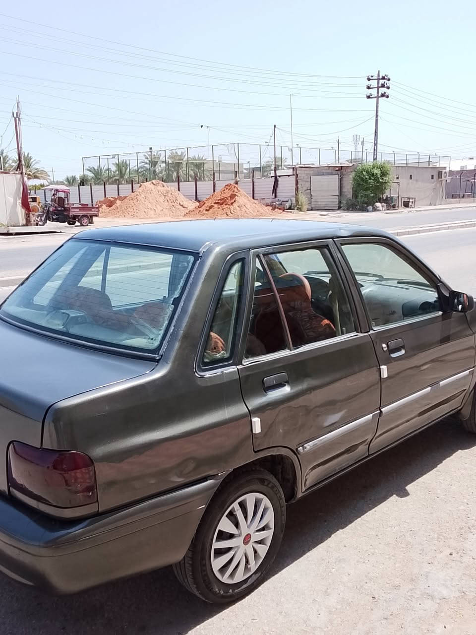 سايبا 14 خصوصي جاهزه نقصها فقط تبريد
مكينه برايد كفاله كير كفاله ادمه بخاخات بلكات فيت بمب جديد 
تايرات تخم جديد 
باتري جديد
صدر امامي وخلفي نظيف 
دواخل نظيفه 
صبغ عام أثر جراد كفاله من الضربه 
صور قبل الصبغ عندي 
العنوان نجف كوفه شارع المعمل 
السعر 25 وبيها مجال 
*********** واتساب
