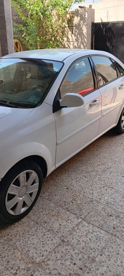 السلام عليكم اوبتراخليجي مسكر ٢٠١١ بيها ضربة بالجنطة مكفولة كير مكينة كهربائيات تبريد سنوية منتهية صار٣اشهرالسيارة بأسمي العنوان البصرة ابو صخير ***********
