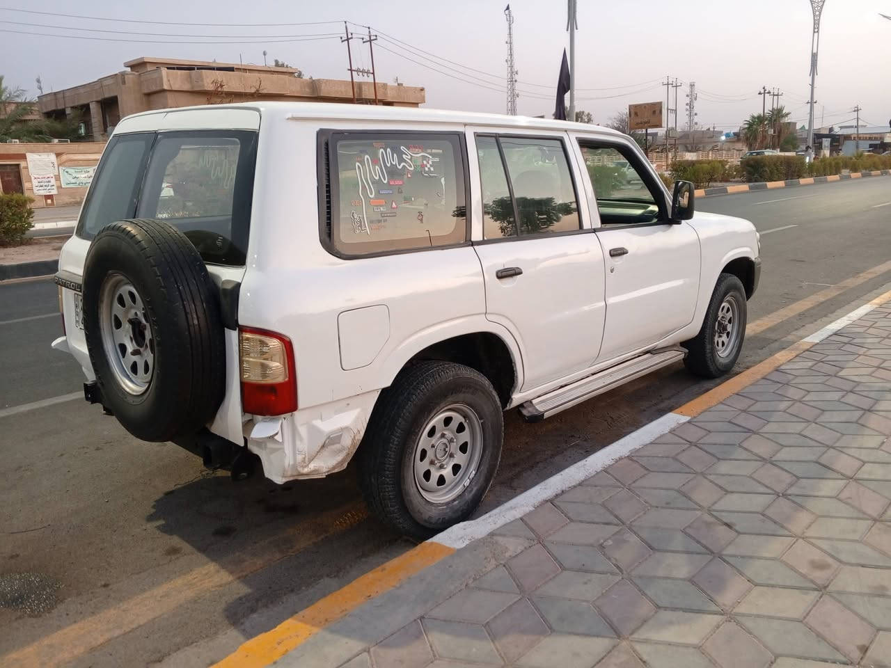 ياالله لبيع نيسان باترول موديل 2001 رقم سليمانيه بسمي تحويل مباشره مصبوغة عام لجماليه مكينه كير خير من الله شاصي مكفول شرط الحاسبه بغداد ديالى بلدروز السعر 75 ***********
