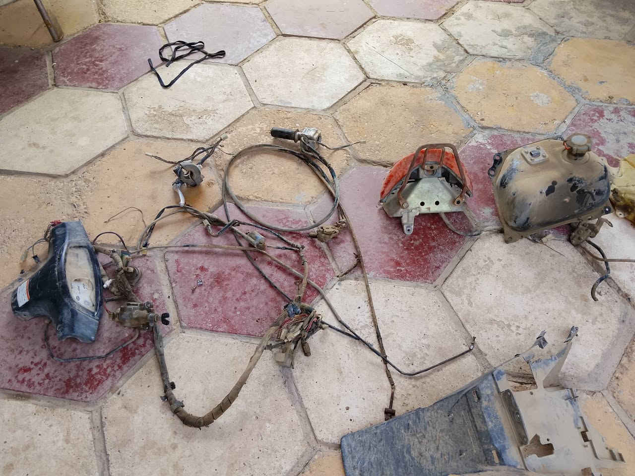 دراجه بيجي تفصيخ ومكينه واتساب الناصرية رقمي ***********

