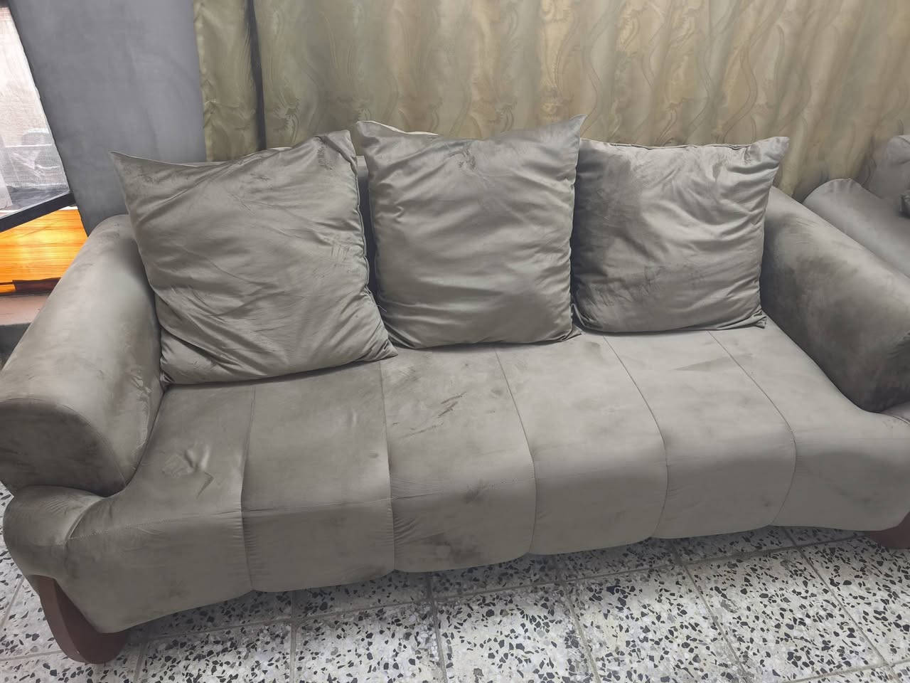 طخم خمس قطع 10 اشخاص جديد
اتصال: ***********

