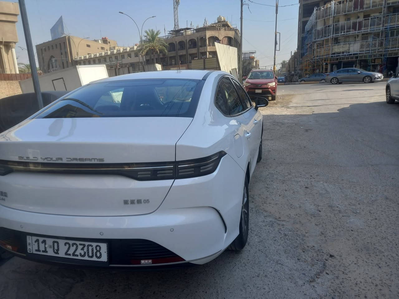 السلام عليكم
للبيع byd دستروير  موديل ٢٠٢٥ ماشيه ٩٠٠٠ كيلو مواصفاتها فول عدا السلايد اغراضها بالصندوق كلها ممستعمله بصمه والكارت موجود بيهافقط رصعه بالبنيد ورصعه بالباب الخلف السايق والشخط الموضح بالصوره بين القوس جاملغ خلفي والباب الخلفي فقط السياره جديده جدا السعر ١٢٧ ورقه السياره موجوده في الكراده للاستفسار على الارقام *********** او *********** موجود واتساب برقم الاسيا
