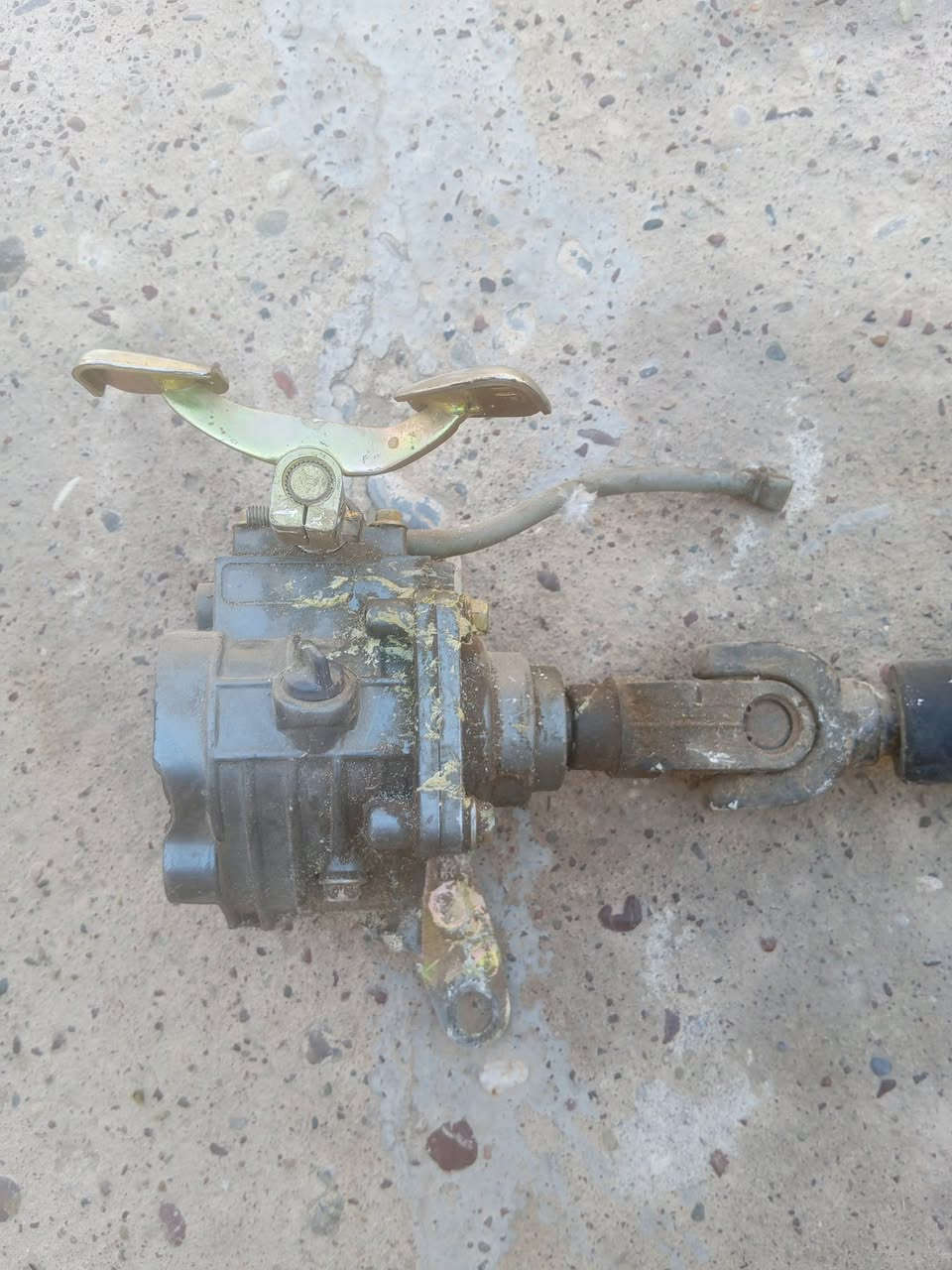 سلام عليكم كير بكس جديد ويا الكاردن السعر 30 وأبيه مجال اي استفسار اتصل على الرقم التالي شرط الشغل ***********
