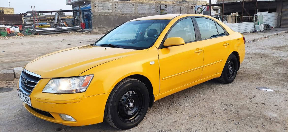السلام عليكم
 البيع سوناتا 2008وارد كوري خط واحد بانزين فقط
كيرعادي رقم ميسان دولي باسمي مكفوله من الضربه والعيب الشرعي جاهزه من الطول الطول مال جناي ماتخسر عليه ربع  مكينه 2000دوش جديده تبريد ثلج حداديه تخم تأير كهربائيات كامله سياره جاهزه السعر75وبيه مجال مكان ناصريه سوق الشيوخ اللا ستفسارالاتصال على الرقم *********** رجائن مكلف بن نشر
