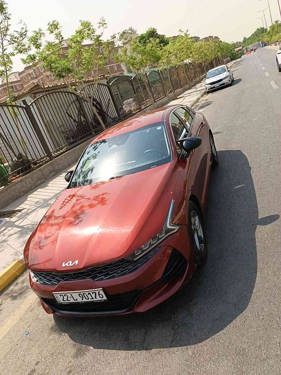 ⟦ KIA K5 ⟧ 
الموديل : {2022 ]
المحرك : [ V4 / 1.6T ] 🌪️
الگير : [ أوتوماتيك ] 
الممشى : {80 الف ميل ]
اللون : [ ماروني - مميز ] 🔹
الحالة : [ السيـارة وارد امريكي بيها  جاملغ ونص بنيد صبغ  ] صور الحادث باالمنشور
وبيه طخه اصغيره اباب السايق 
وبيه طخه اصغيره باالجاملغ الايمن
 

[ الـــــمـــواصــفـــــات ]

- بصمة ابواب 
- بصمة تشغيل وتشغيل عن بعد
- رادار امامي + رادار جانبي + نقطة عمياء
- ⁠تحديد مسار 
- كشنات مخمل 
- لد امامي  
- وباقي مواصفات معروفة

الكشنات مغلفهن جلد 

الموقع : [ بــغــداد-الحرية ] 📍

السعر [155$]

للتواصل واتس اب او اتصال :  
{***********]

#KIA #k5
