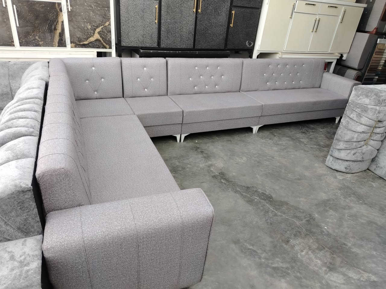 معرض ومزاد الاخوين الاستفسار *********** بسعار تنفسيه
