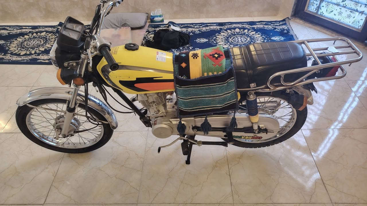 سلام عليكم دراجة للبيع موديل ٢٤ نضافه فول لايت عالي وناصي بك لايت وشاير كلها شغاله درجة نضافه فول لايت كلشي شغال اي نقص ما بيها مكفوله كفاله عامه برغي ما مفتوح السعر ٥٠٠ وبيها مجال خابر وتدلل مكان كربلاء الحر ***********, 💐
