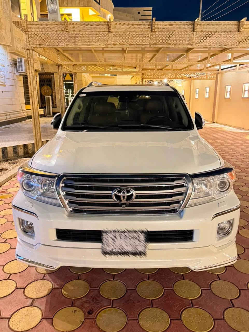 لاندكروز  2015.  VXR  محرك 8 سلندر 5700 فول مواصفات داخل قرميدي 
كفاله عامه من صبغ وفتح وتبديل ملاحضات جداً بصيطه 
تخم تاير جديد صدر جديد رقم بغداد 
ترهم مراوس 

غير متواجد عالنت اتصال فقط.  ***********
