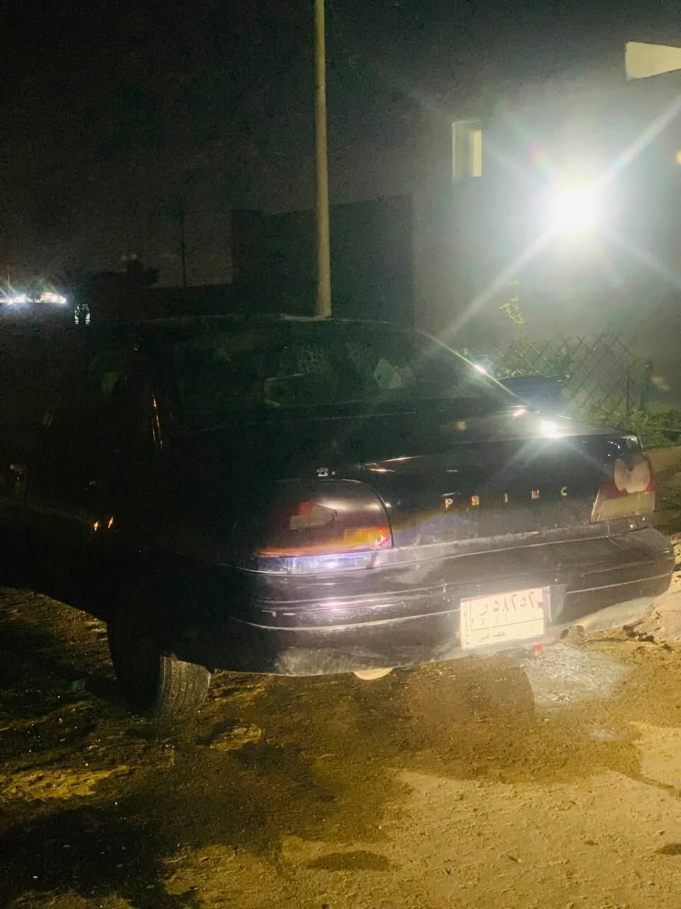 برنس موديل 96اوتو سياره حيل نضيفه مثل ماوضح بل صوره مصبوغه عام صبغ جديد محرك ألفين سنويه يله ٢٧السعر٢٧وبيه مجال شي بصيط مكاني رمادي ***********
