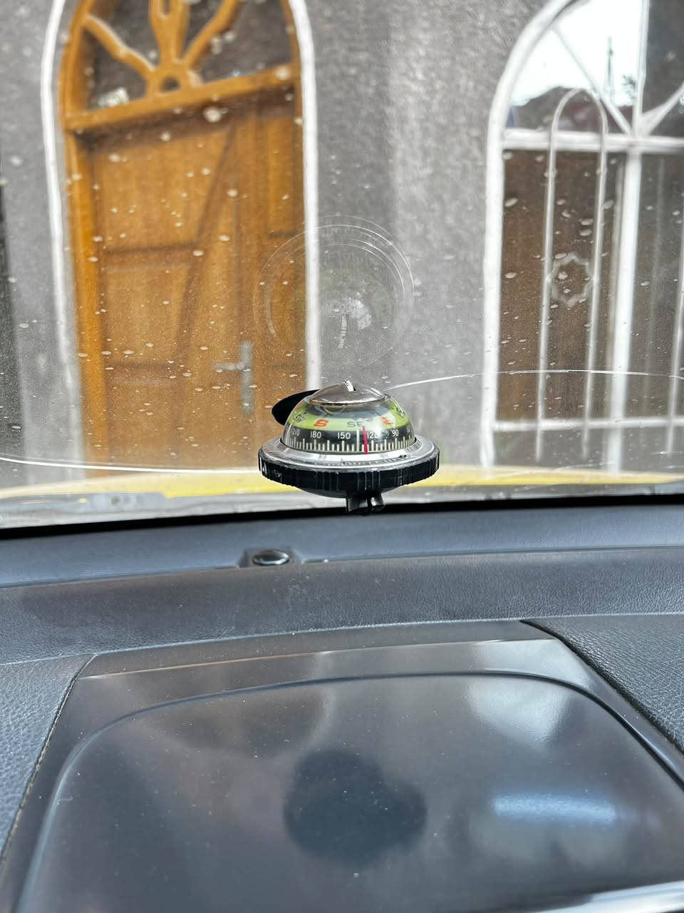 بوصلة • اصلية • ام المحراب
