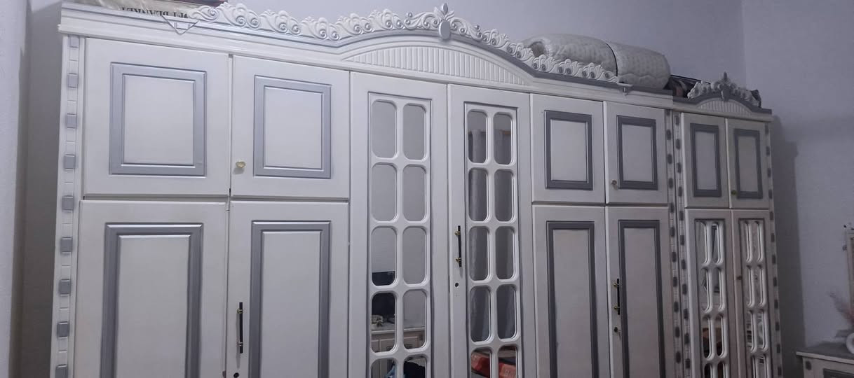 غرفة • جديدة • للبيع