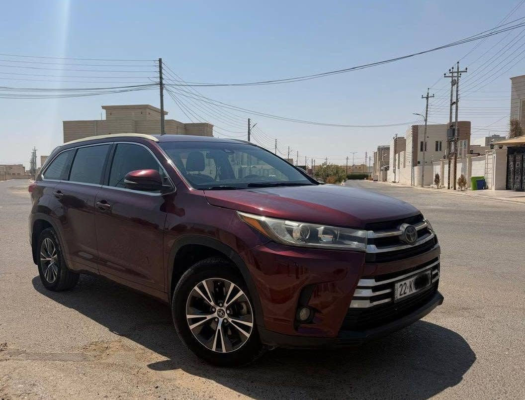 Toyota Highlander 2018 LE 🇯🇵
🚘 تويوتا هايلندر 2018 LE 🇯🇵 
🔹 4×4 
🔹 6 سلندر — محرك 3.6
🔹 7 راكب
🔹 3 قطع تبريد
🔹 رقم أربيل / بأسمي السنويه  [2030]
🔹 ضرر [ بنيد فقط ]
🔹 اللون: ماروني
🔹 داخلية جلد أسود
🔹 شاشة + تحكمات ستيرن
🔹 ABS +
 مثبت سرعه وتحديد مسار 
+ مانع انزلاق + نظام منحدرات + 
SNOW للثلوج 
🔹 3 أنظمة قيادة: Sport / Normal / Eco

السيارة استخدام شخصي وحالتها جيده ..

💰 السعر: [216$] 
🔥 السعر قابل للتفاوض للجادين بعد المعاينة

📍 المعاينة: [تكريت]
📞 للجادين فقط: [***********]
